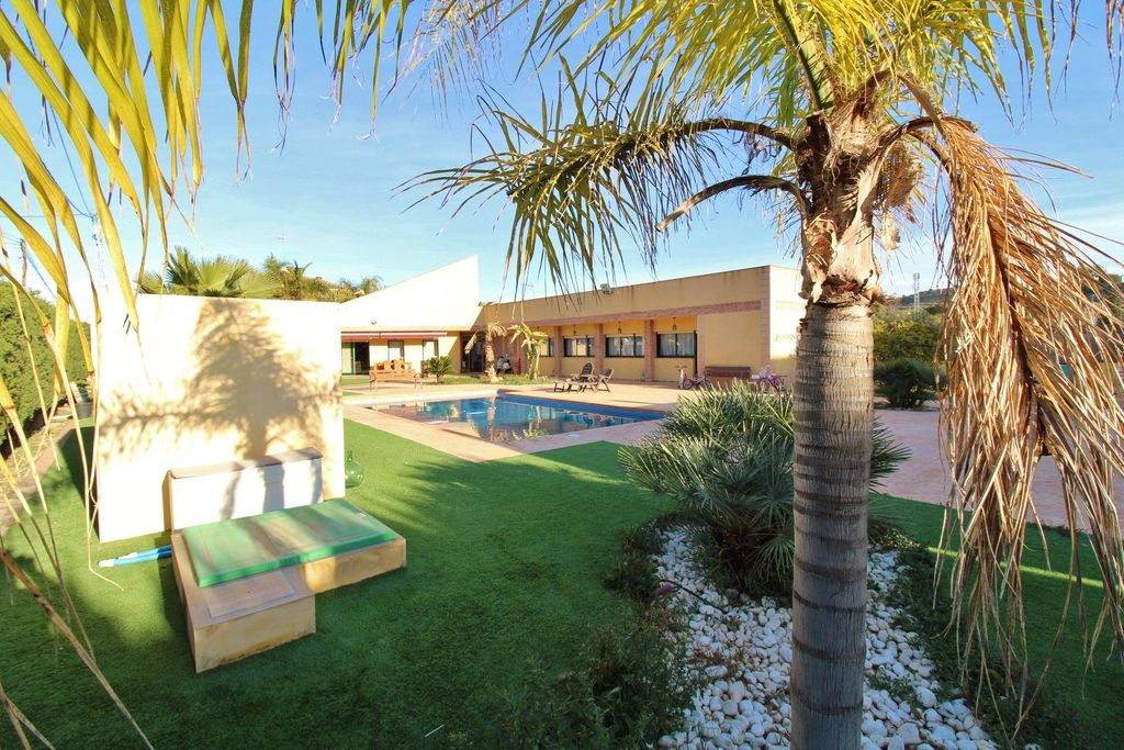 Maison de luxe à vendre à Mutxamel, 726 000 €, Photo 1
