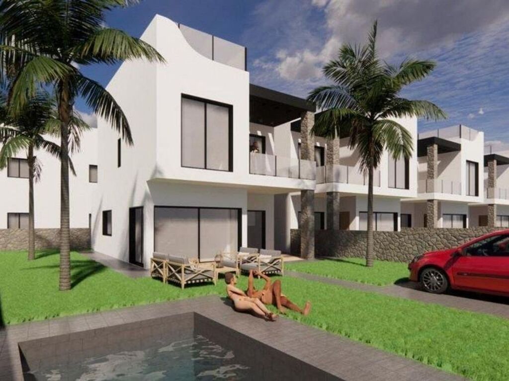 Maison de luxe à vendre à Torrevieja, 520 000 €, Photo 1