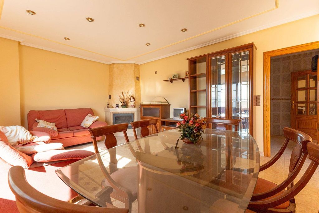 Luxury House for sale in Orihuela, 550 000 €, Photo 2