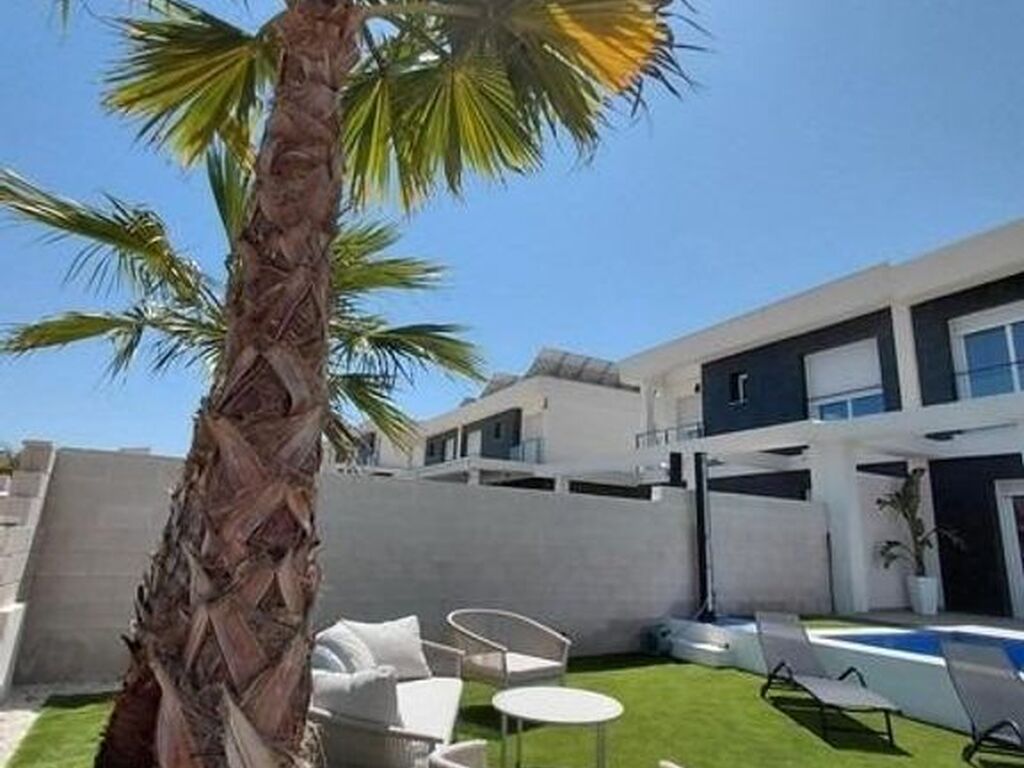 Luxury House for sale in Gran Alacant, 460 000 €, Photo 3
