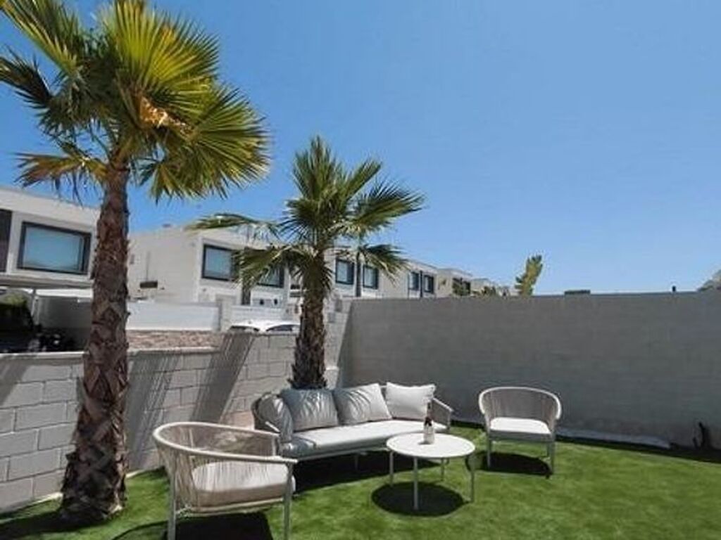 Luxury House for sale in Gran Alacant, 460 000 €, Photo 4