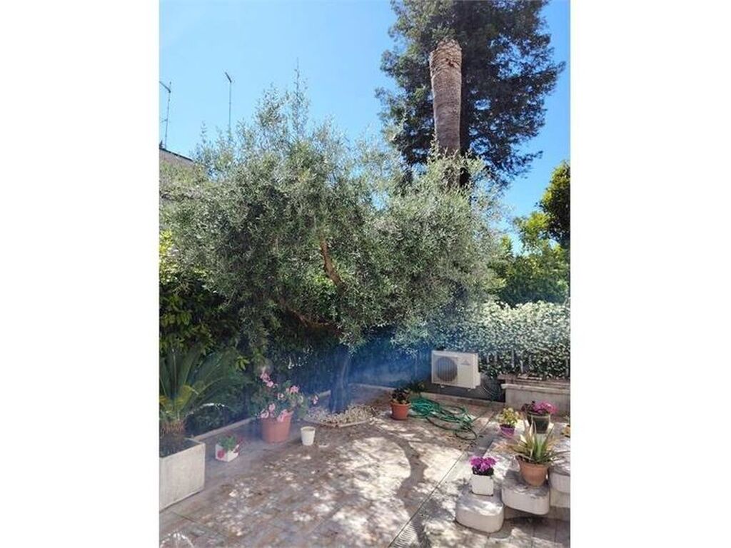 Maison de luxe à vendre à Latina, 620 000 €, Photo 4