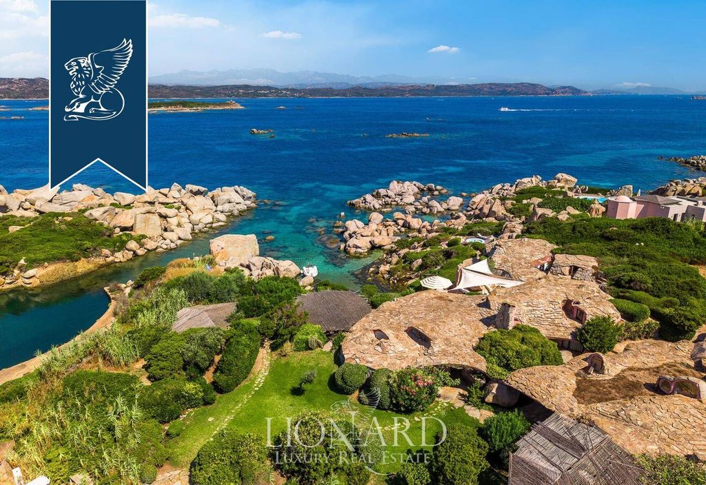 Luxury House for sale in Santa Teresa Gallura, 18 000 000 €, Photo 4