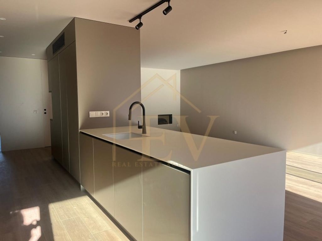 Appartement de luxe à vendre à Guimarães, 425 000 €, Photo 2