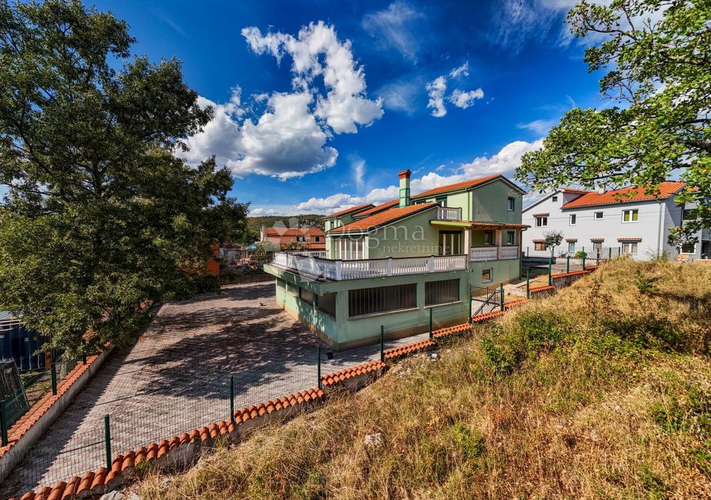 Maison de luxe à vendre à Viškovo, 850 000 €, Photo 2