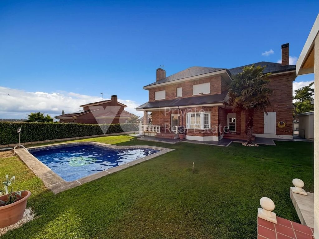 Maison de luxe à vendre à El Casar de Talamanca, 570 000 €, Photo 2