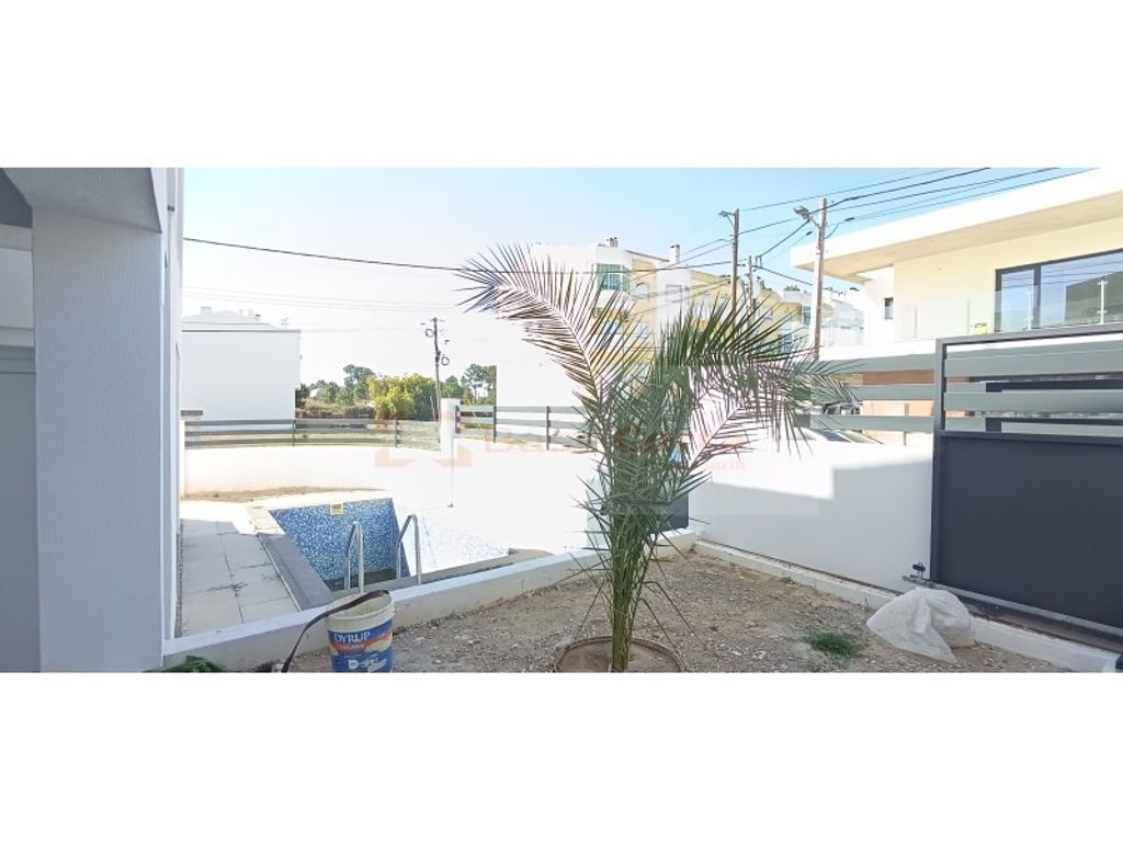 Luxury House for sale in Seixal, 465 000 €, Photo 3