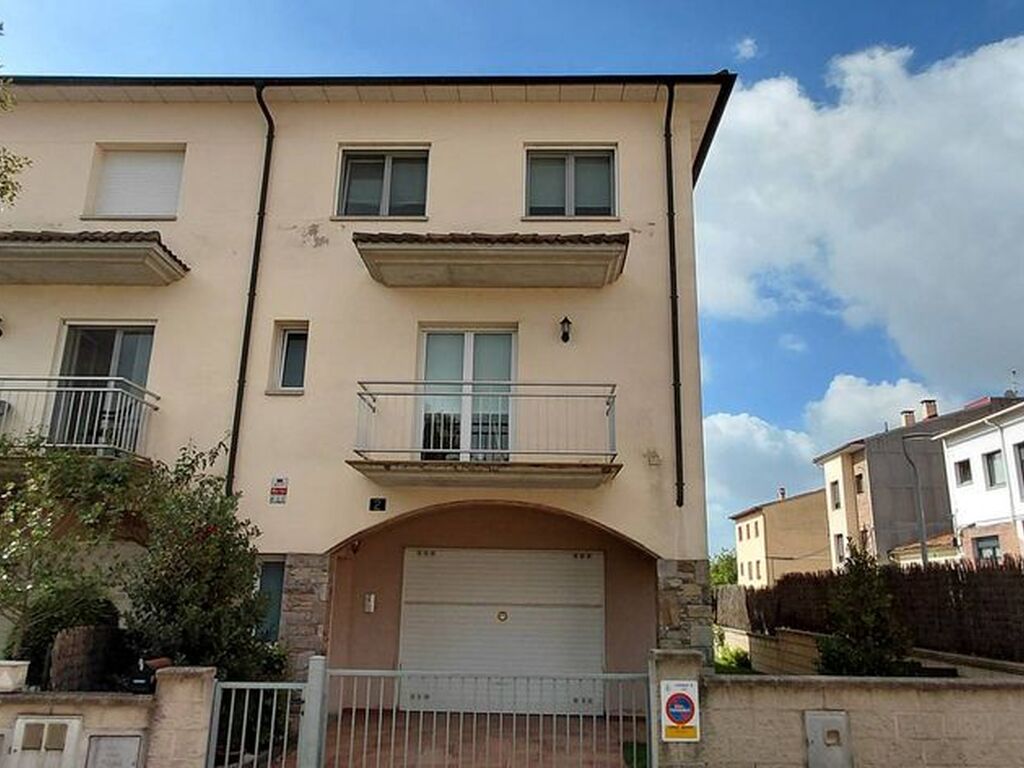Luxury House for sale in Tona, 400 000 €, Photo 3