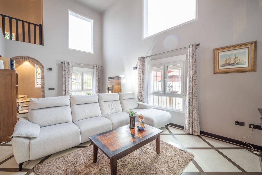 Maison de luxe à vendre à Otura, 444 990 €, Photo 3