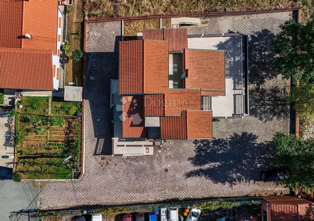 Maison de luxe à vendre à Viškovo, 850 000 €, Photo 5