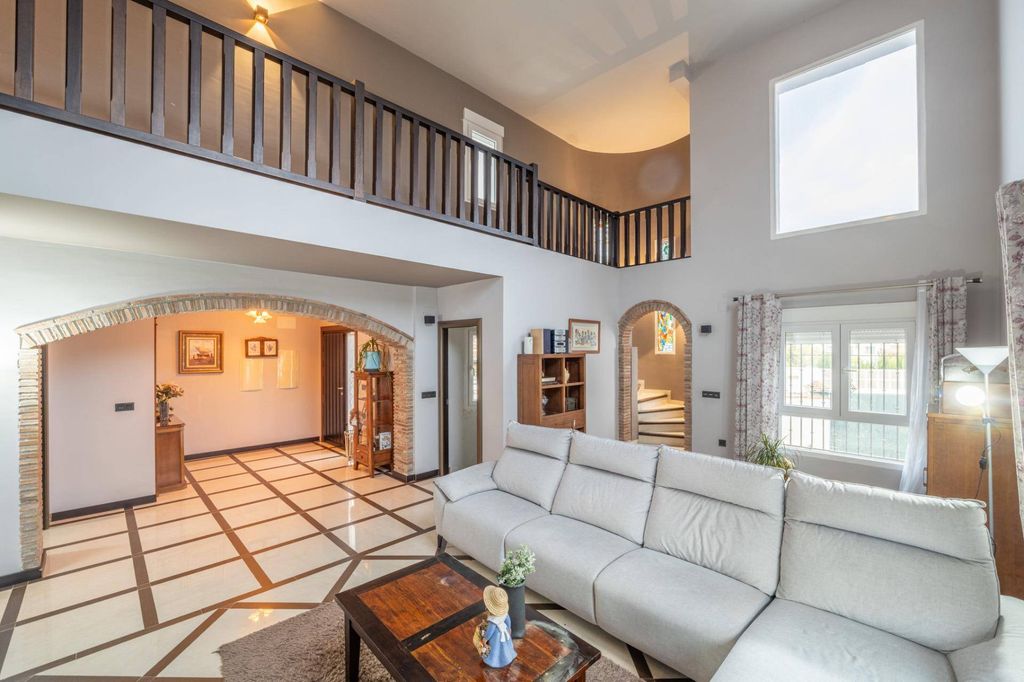 Maison de luxe à vendre à Otura, 444 990 €, Photo 5