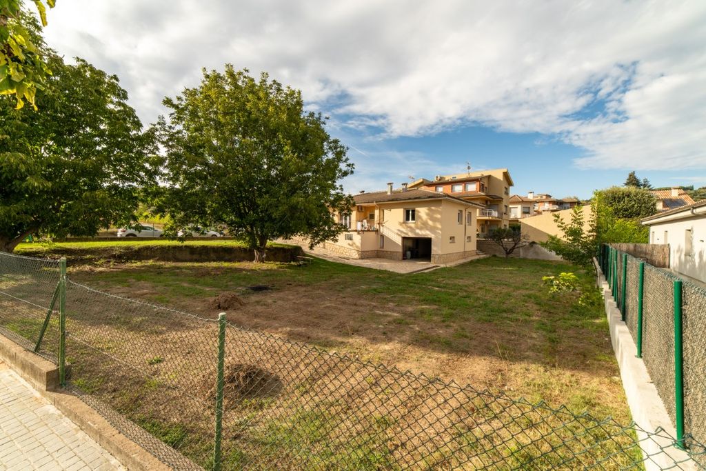 Luxury House for sale in Tona, 430 000 €, Photo 6