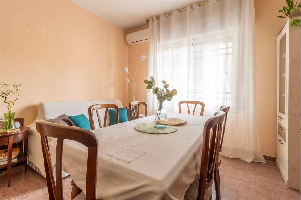 Maison de luxe à vendre à Modena, 420 000 €, Photo 2