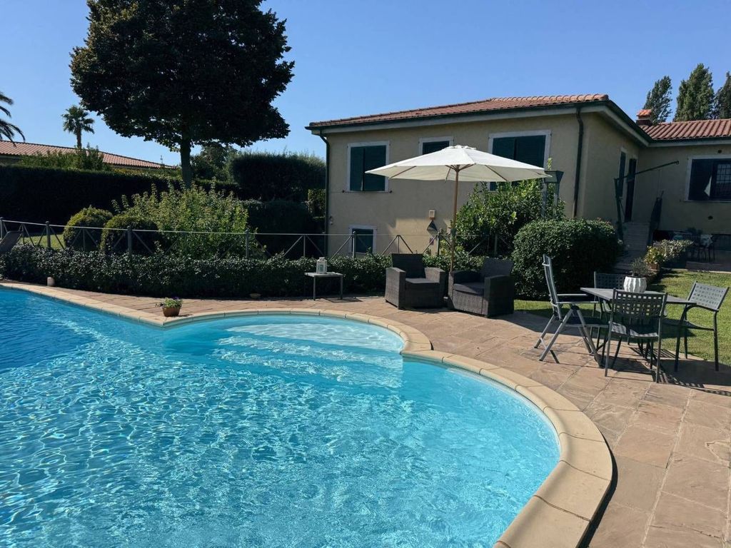 Maison de luxe à vendre à Rome, 980 000 €, Photo 2