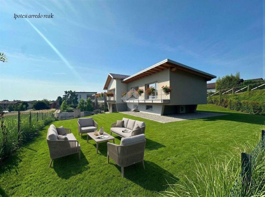Maison de luxe à vendre à Missaglia, 667 000 €, Photo 1