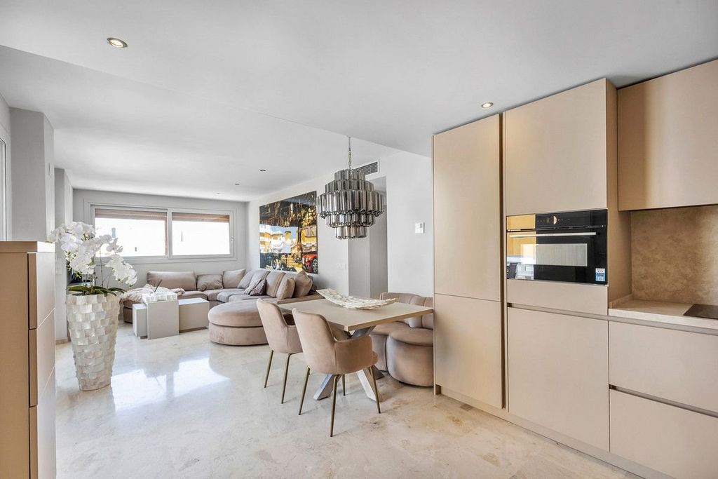 Appartement de luxe à vendre à Playas de Orihuela, 449 000 €, Photo 1