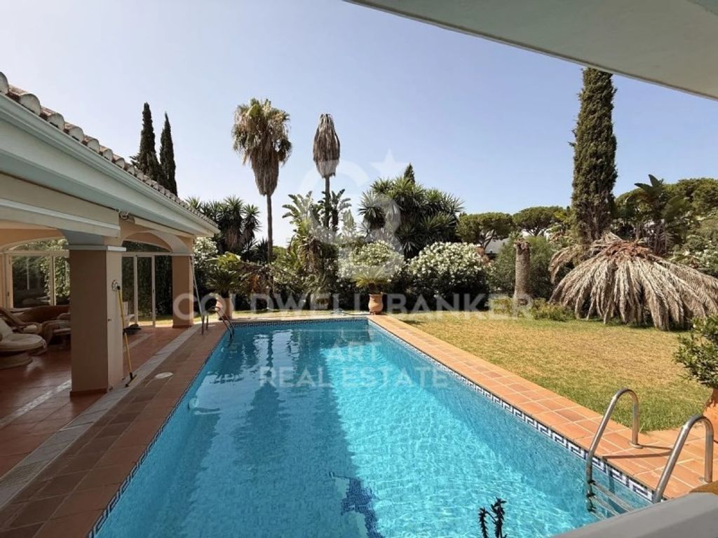 Maison de luxe à vendre à Marbella, 1 600 000 €, Photo 1