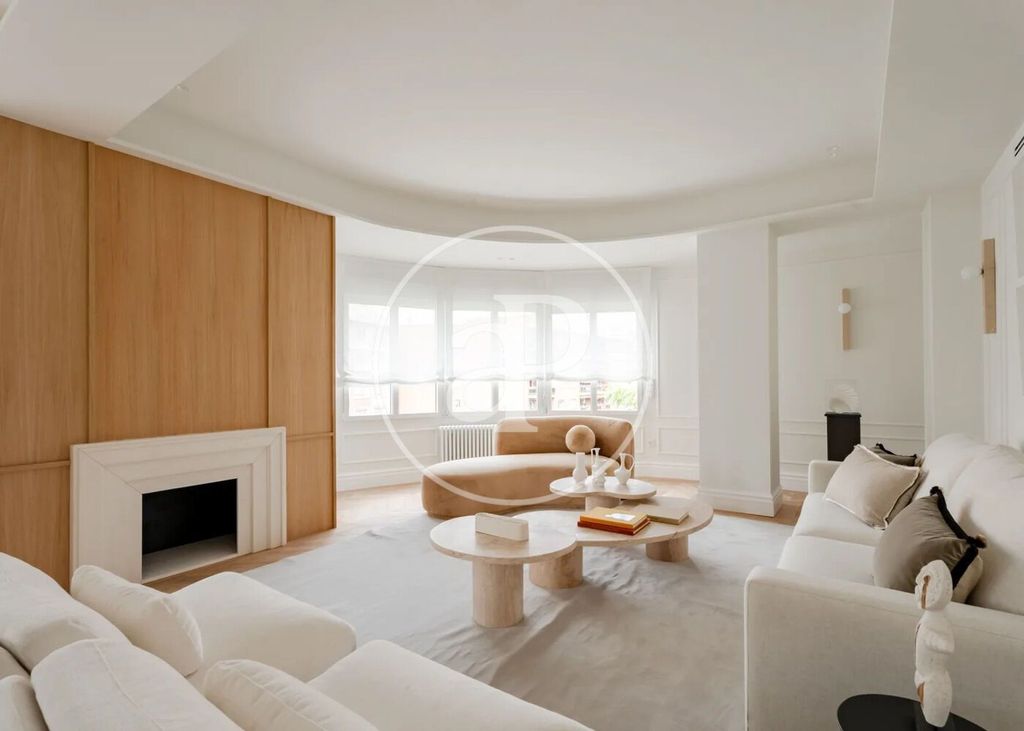 Luxury Apartment for sale in Madrid, 2 850 000 €, Photo 1