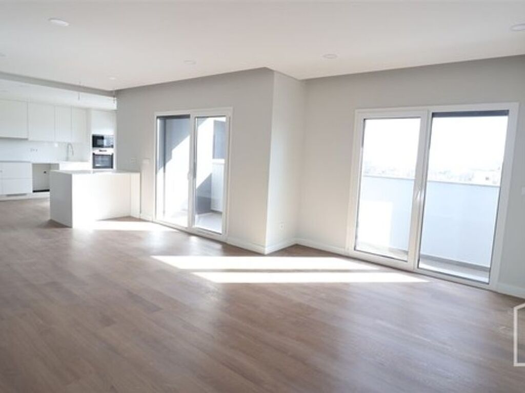 Luxury House for sale in Oliveira Do Conde, 453 500 €, Photo 2