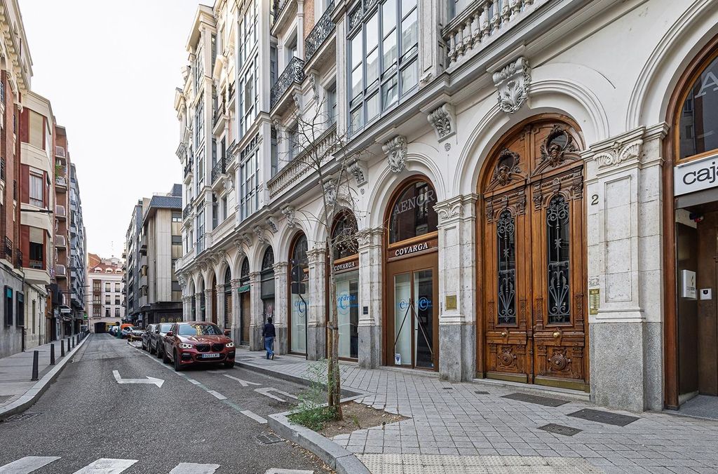 Appartement de luxe à vendre à Valladolid, 695 000 €, Photo 2