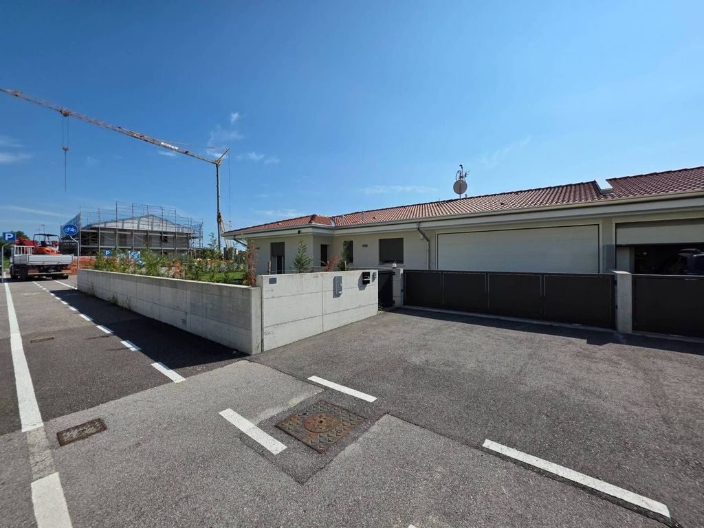 Maison de luxe à vendre à Fontanafredda, 415 000 €, Photo 3