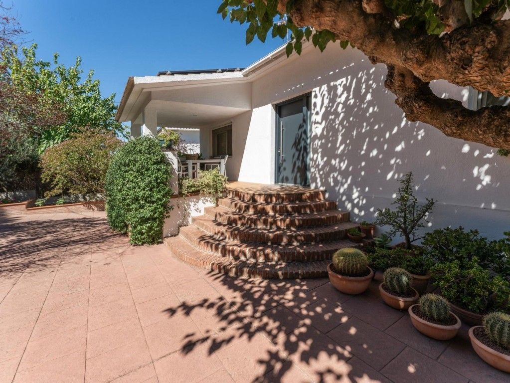 Luxury House for sale in Vallromanes, 722 000 €, Photo 3