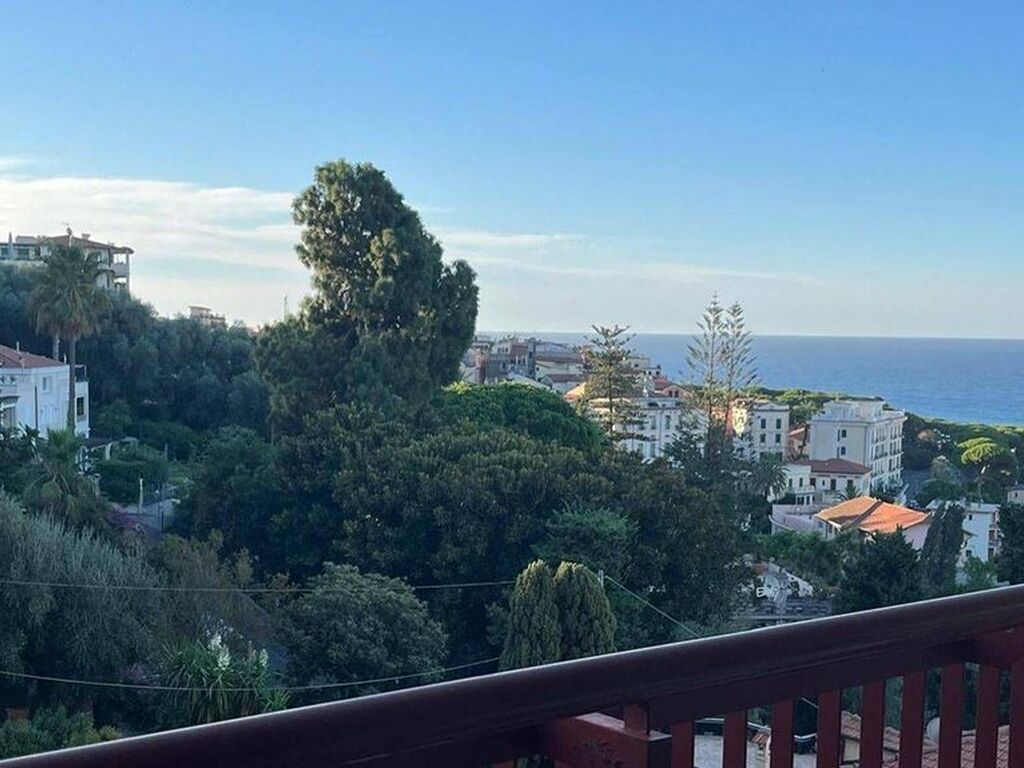 Luxury Apartment for sale in Bordighera, 890 000 €, Photo 4