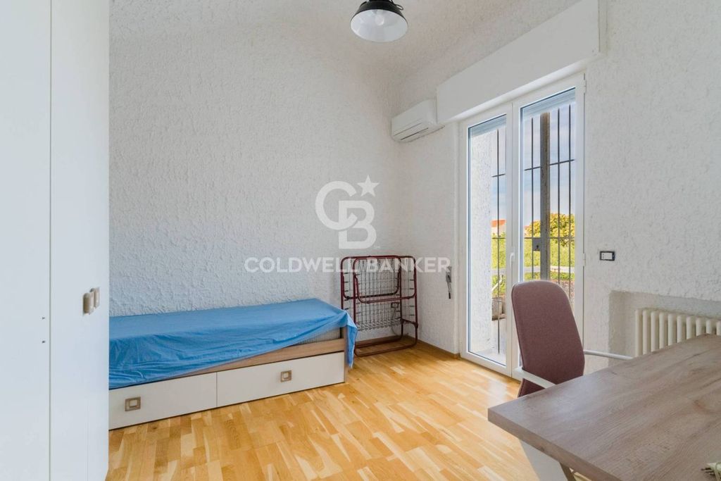 Luxury House for sale in Bari, 600 000 €, Photo 7