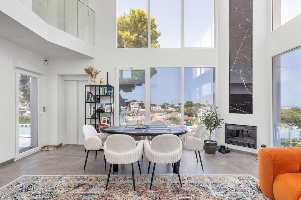 Maison de luxe à vendre à Torrevieja, 849 000 €, Photo 7