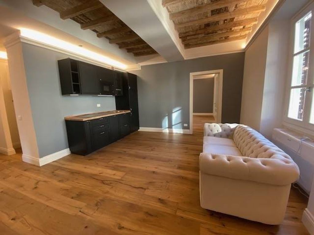 Luxury Apartment for sale in Florence, 590 000 €, Photo 1