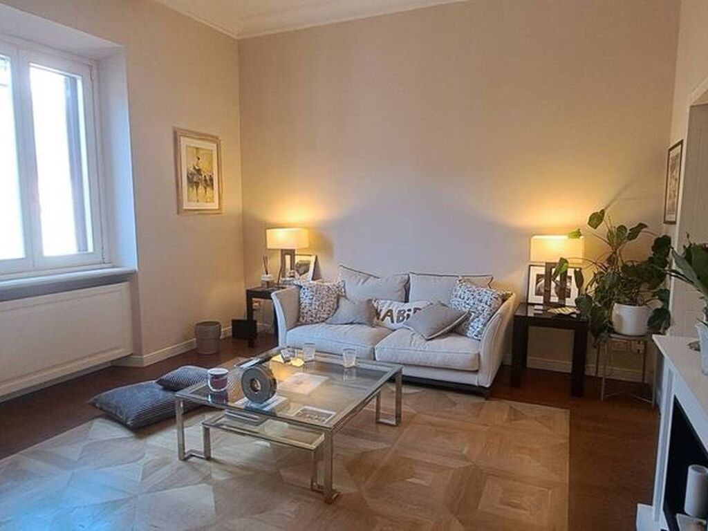 Luxury Apartment for sale in Rome, 750 000 €, Photo 1