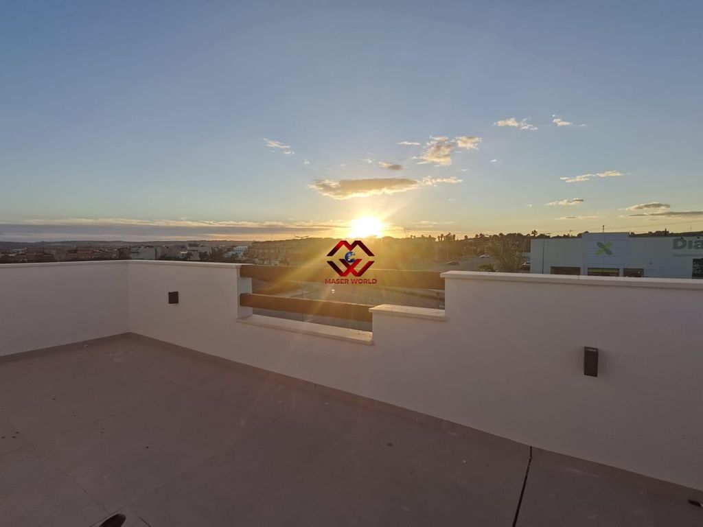 Maison de luxe à vendre à Los Montesinos, 780 000 €, Photo 2