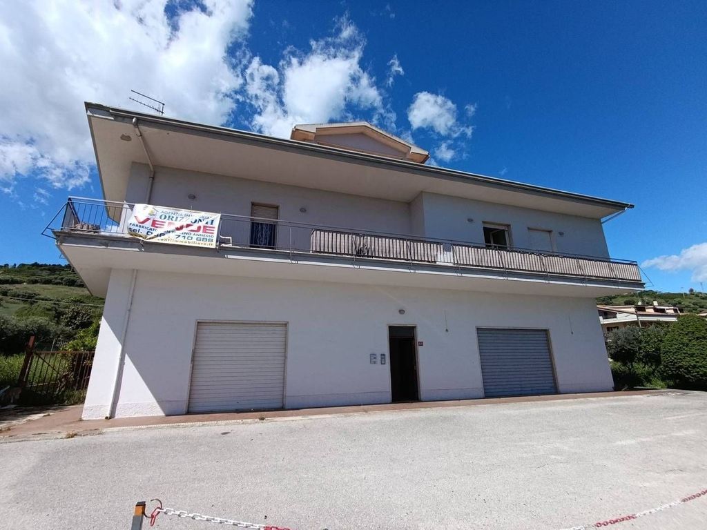 Maison de luxe à vendre à Alba Adriatica, 550 000 €, Photo 2