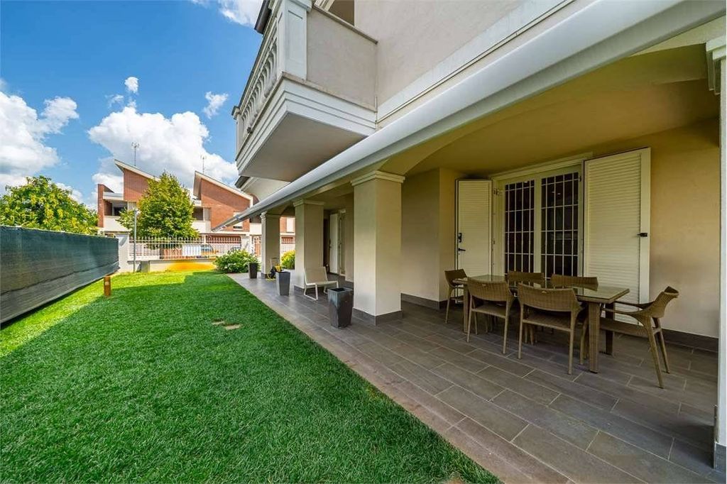 Luxury House for sale in Carpi Centro, 675 000 €, Photo 3