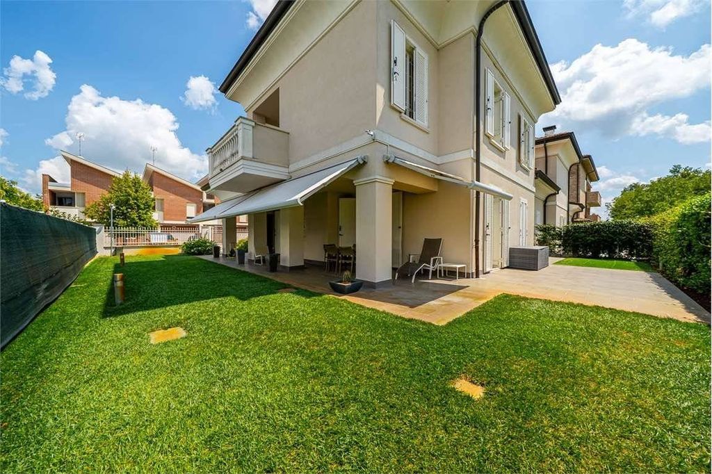 Luxury House for sale in Carpi Centro, 675 000 €, Photo 4