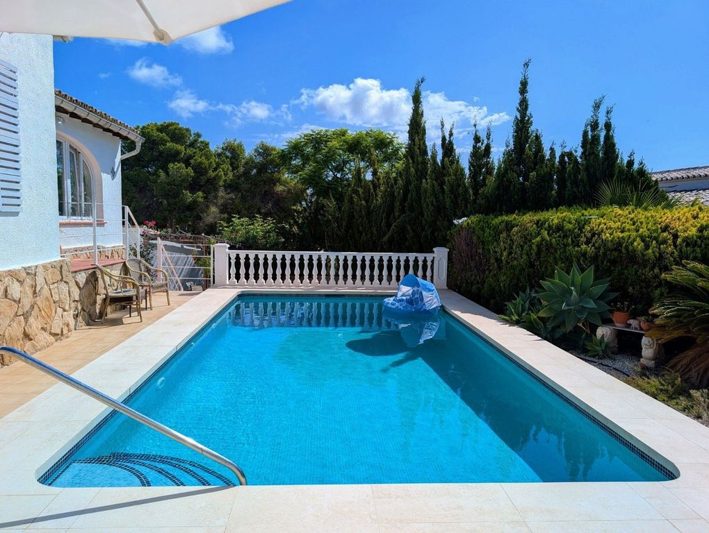 Luxury House for sale in Moraira, 699 000 €, Photo 2