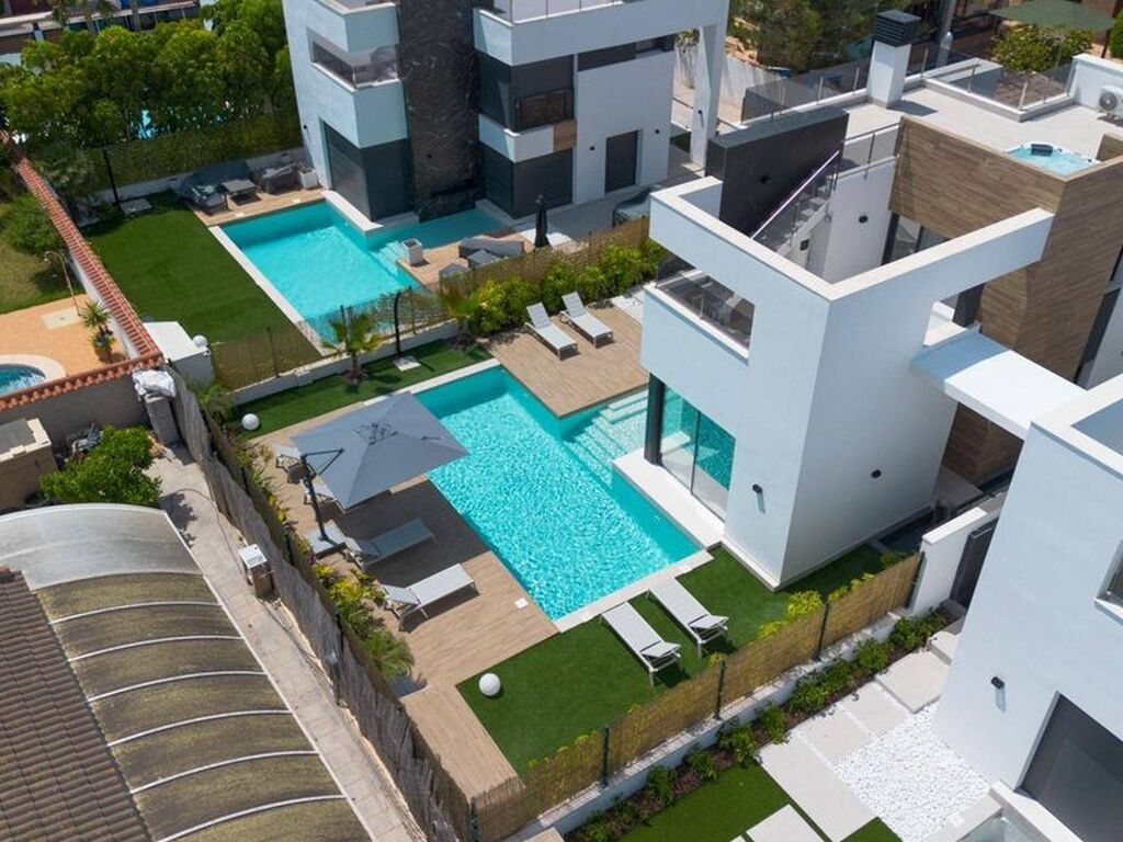 Maison de luxe à vendre à Torrevieja, 670 000 €, Photo 5