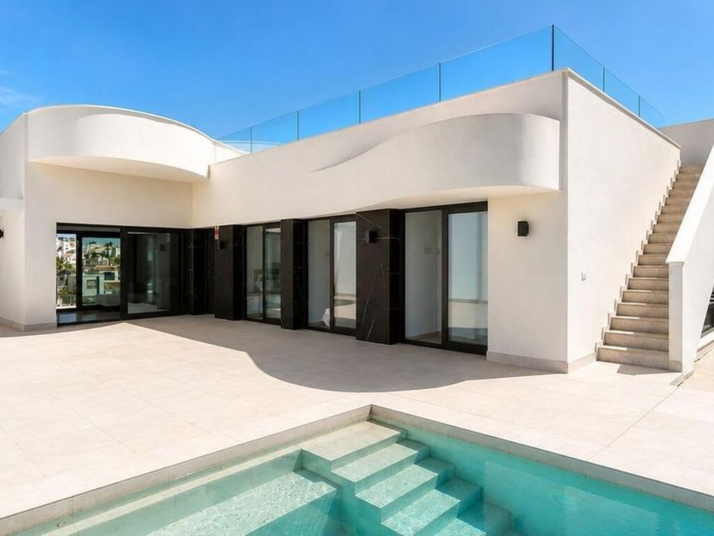 Luxury House for sale in Playas de Orihuela, 695 000 €, Photo 4