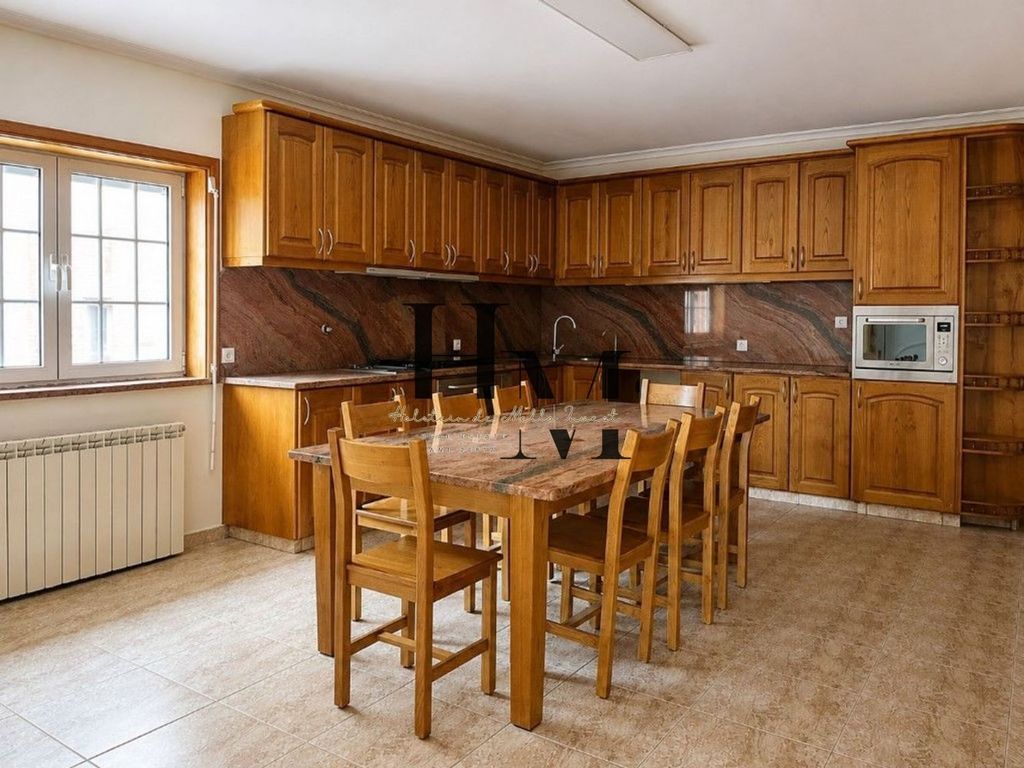 Luxury House for sale in Santa Maria Da Feira, 475 000 €, Photo 5