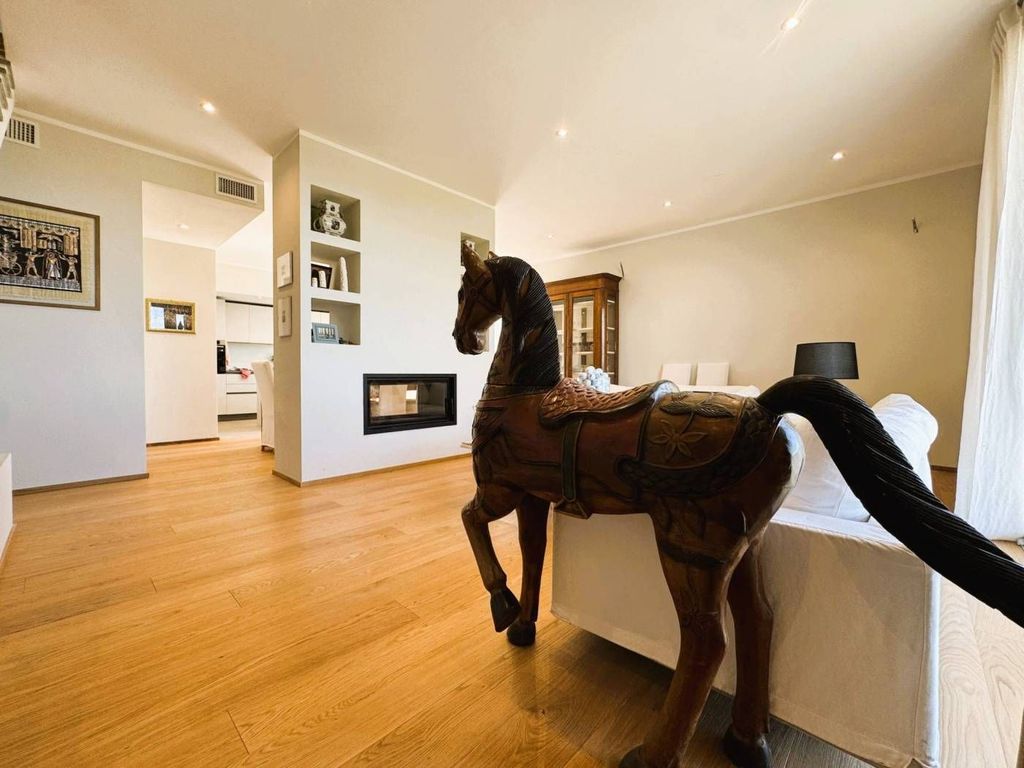 Maison de luxe à vendre à La Morra, 750 000 €, Photo 5