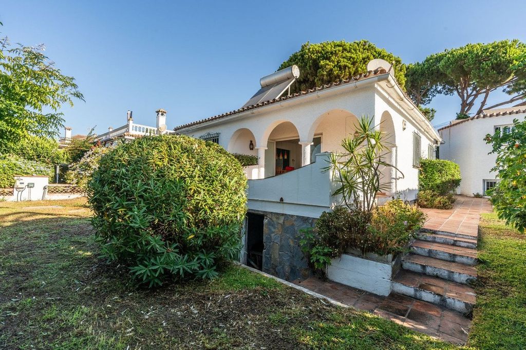 Luxury House for sale in Marbella Del Este, 990 000 €, Photo 5
