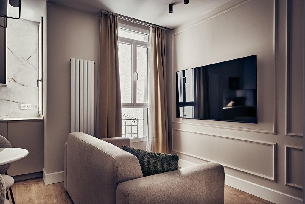 Luxury Apartment for sale in Madrid, 789 000 €, Photo 2