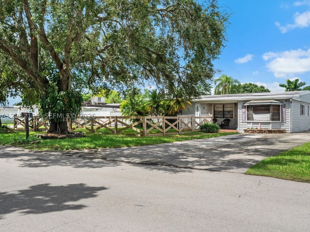 Maison de luxe à vendre à Homestead, 467 230 €, Photo 1