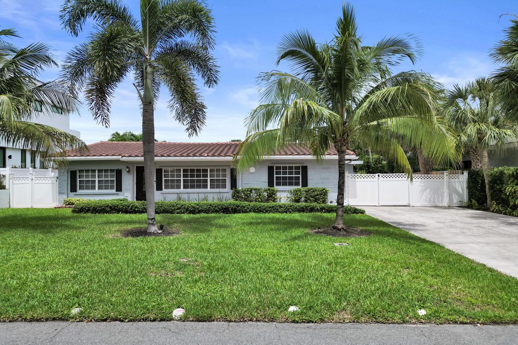Luxury House for sale in Pompano Beach, 1 248 497 €, Photo 1