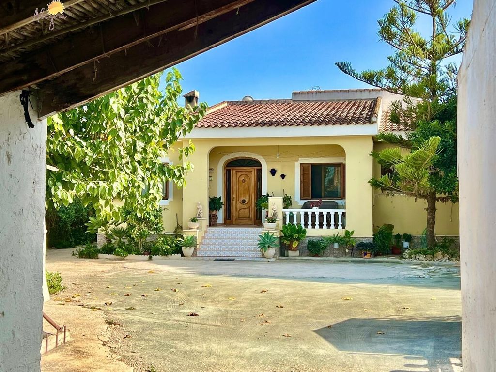Maison de luxe à vendre à Daya Vieja, 850 000 €, Photo 3