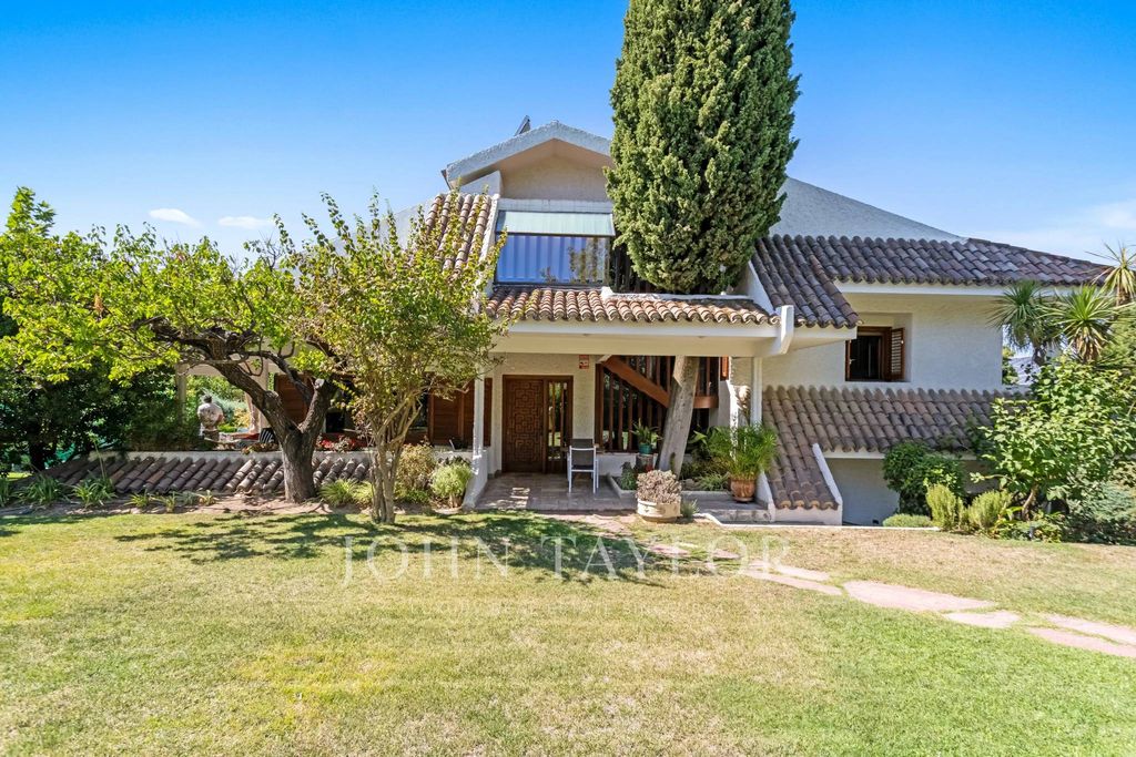 Maison de luxe à vendre à Majadahonda, 1 798 000 €, Photo 3