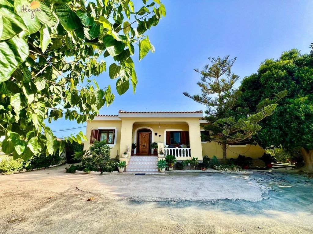 Maison de luxe à vendre à Daya Vieja, 850 000 €, Photo 5