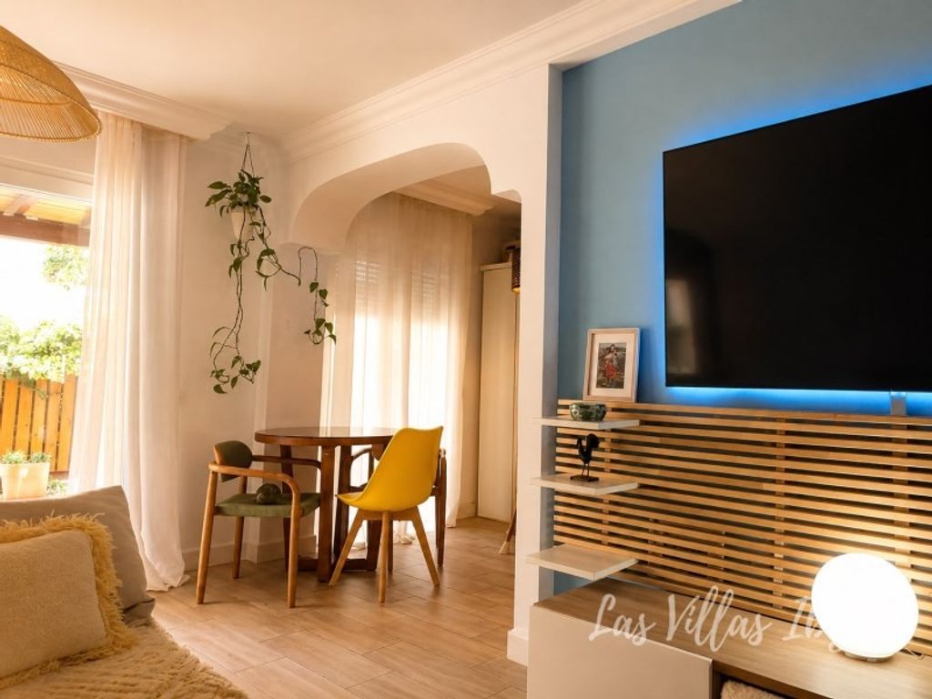 Maison de luxe à vendre à Ibiza, 740 000 €, Photo 2