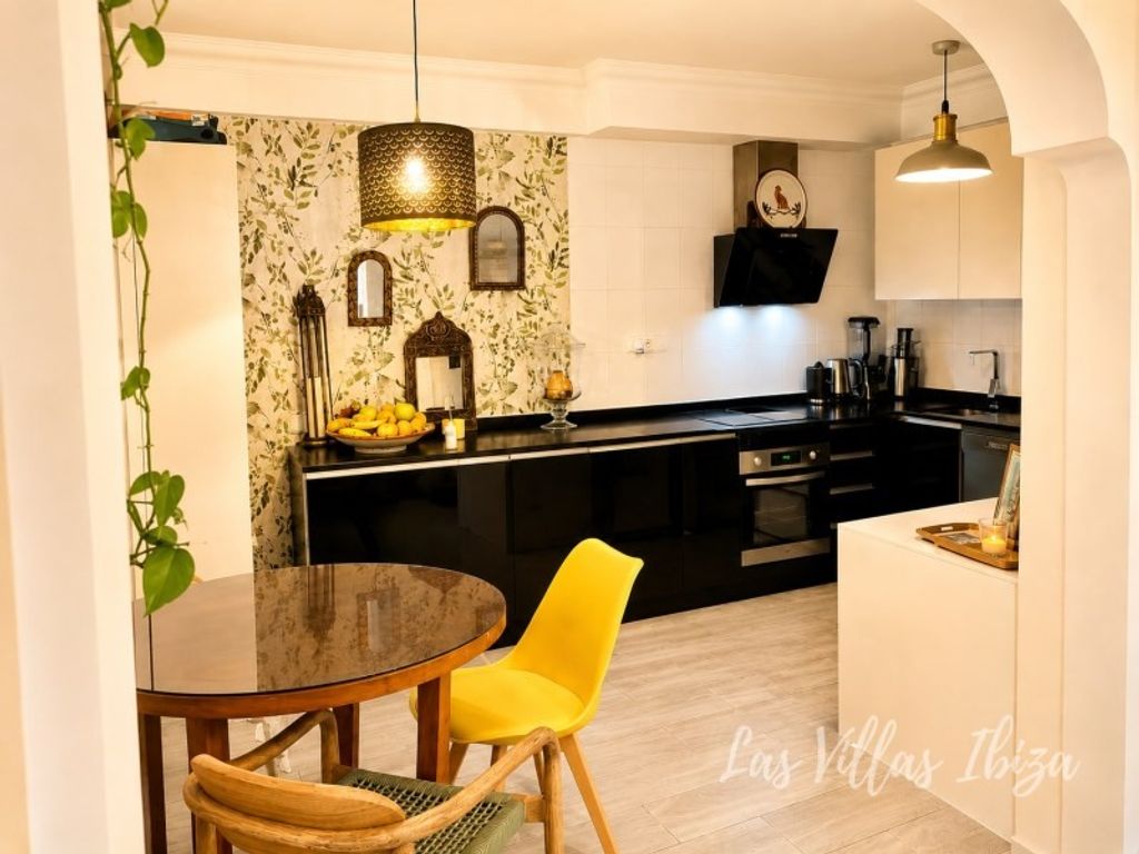 Maison de luxe à vendre à Ibiza, 740 000 €, Photo 4