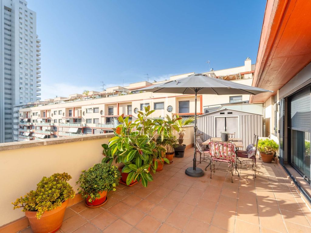 Appartement de luxe à vendre à Valencia, 900 000 €, Photo 1